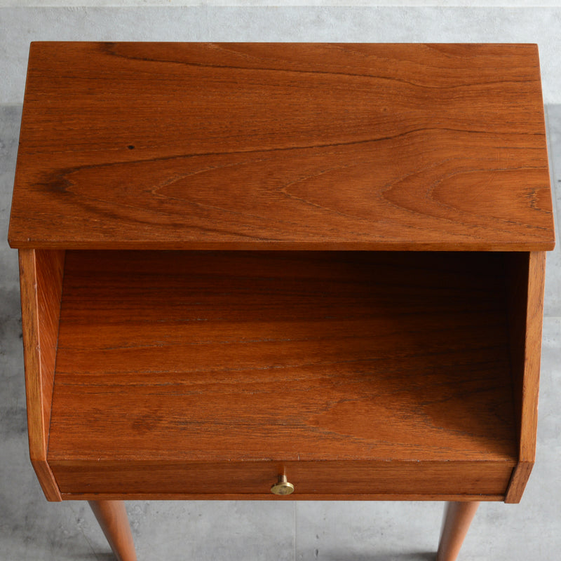 デンマーク ヴィンテージ スモールチェスト 02 オイル仕上げ サイドテーブル