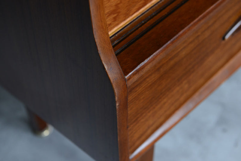 Jentique  ジェンティーク　ナロー　カップボード②