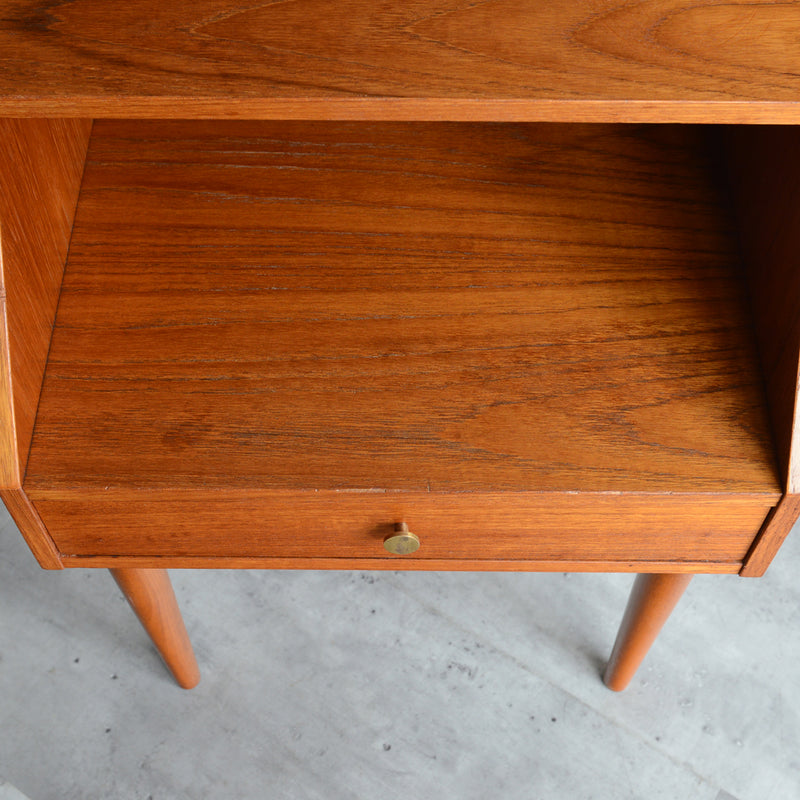 デンマーク ヴィンテージ スモールチェスト 02 オイル仕上げ サイドテーブル