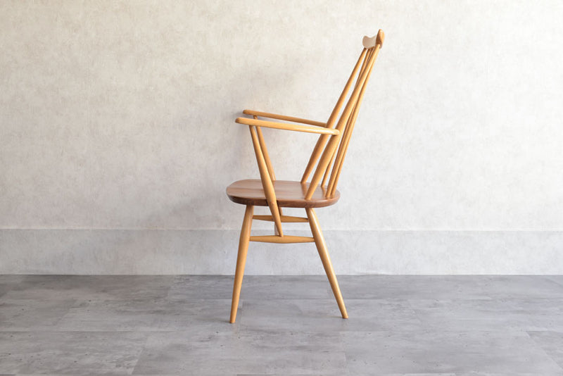 ERCOL　アーコール　アーム付ゴールドスミスチェア01