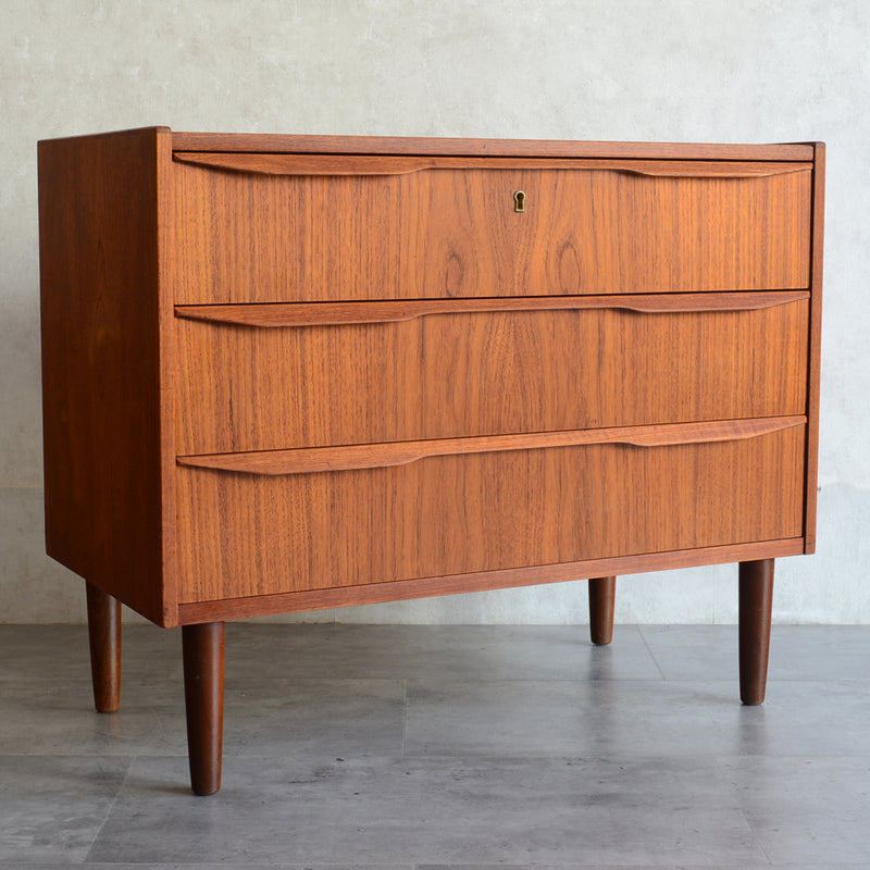 デンマークヴィンテージ  チーク３段チェスト 6-4(ウッドオイル仕上）