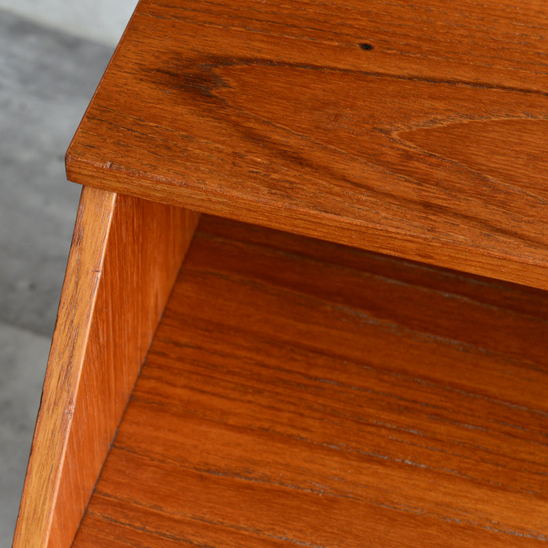 デンマーク ヴィンテージ スモールチェスト 02 オイル仕上げ サイドテーブル