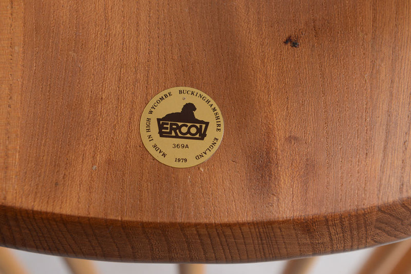 ERCOL　アーコール　アーム付ゴールドスミスチェア01