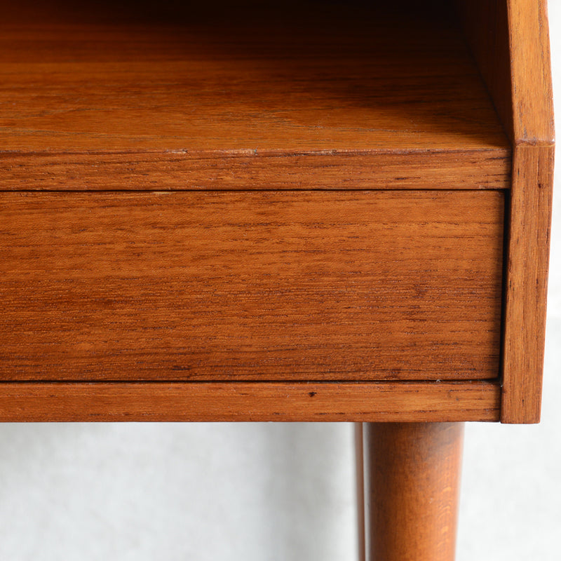 デンマーク ヴィンテージ スモールチェスト 02 オイル仕上げ サイドテーブル