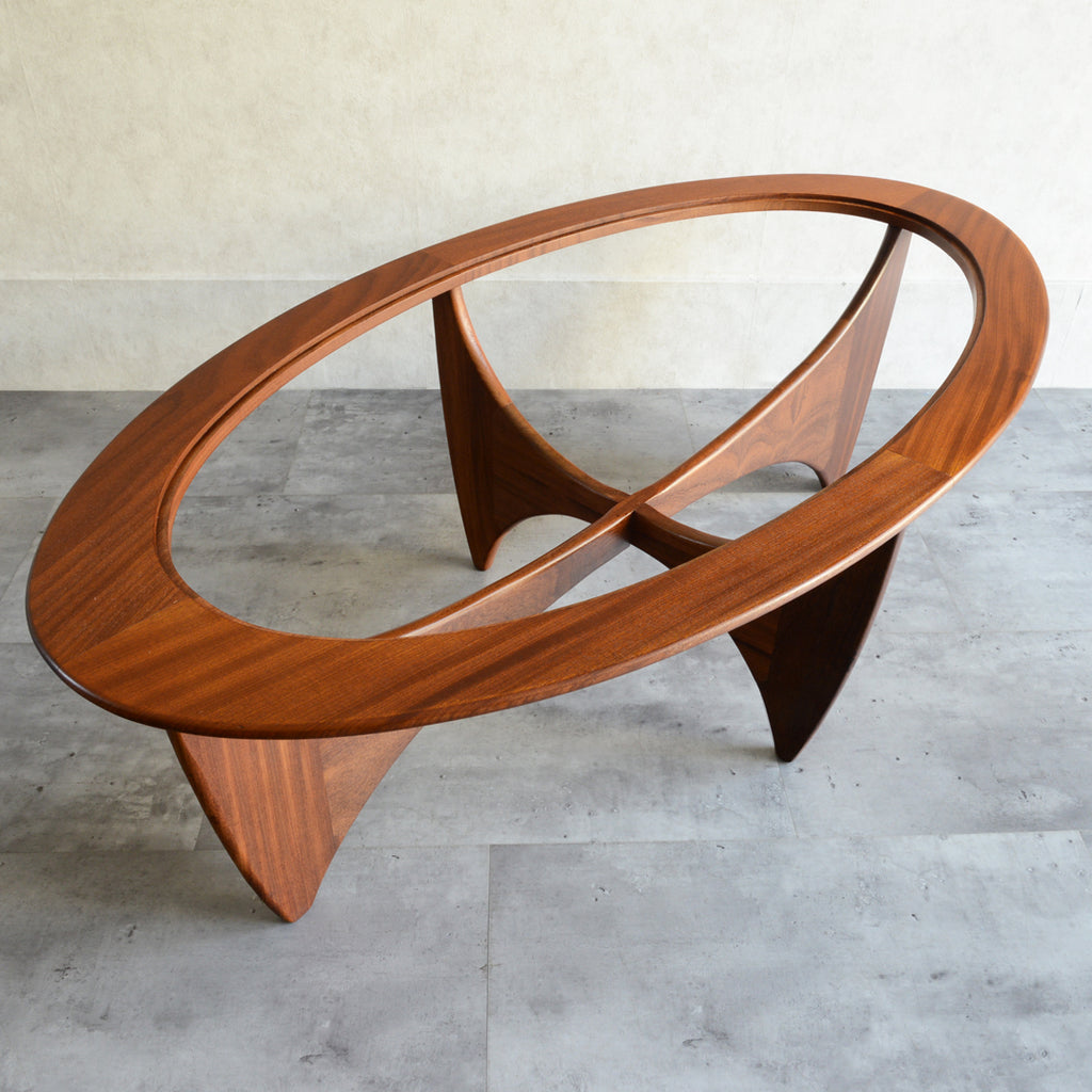 2023新入荷 G-Plan Oval transista Coffee – Table 3月まで価格 机