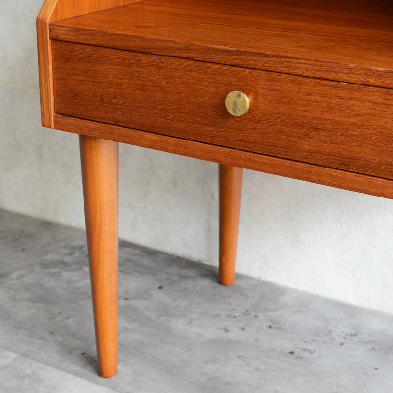 デンマーク ヴィンテージ スモールチェスト 02 オイル仕上げ サイドテーブル