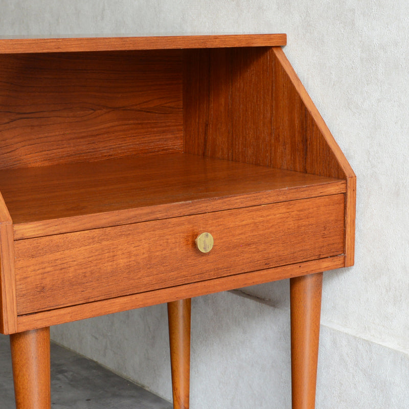 デンマーク ヴィンテージ スモールチェスト 02 オイル仕上げ サイドテーブル