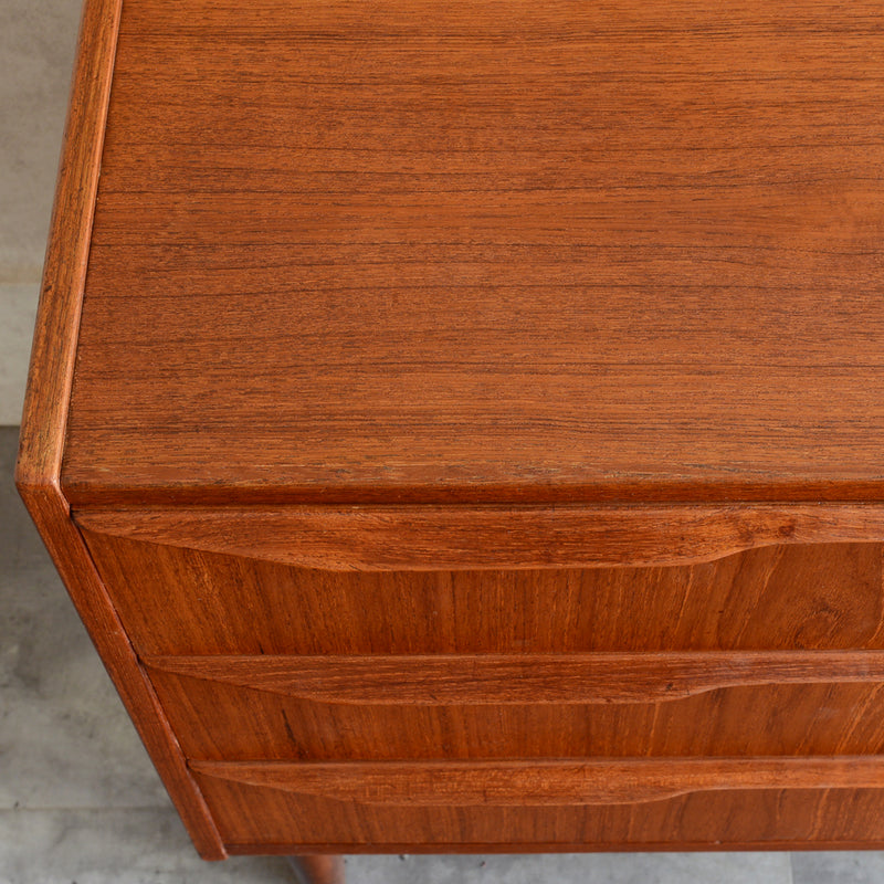 デンマークヴィンテージ  チーク３段チェスト 6-4(ウッドオイル仕上）