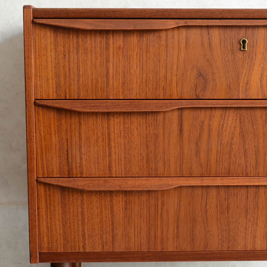 デンマークヴィンテージ  チーク３段チェスト 6-4(ウッドオイル仕上）