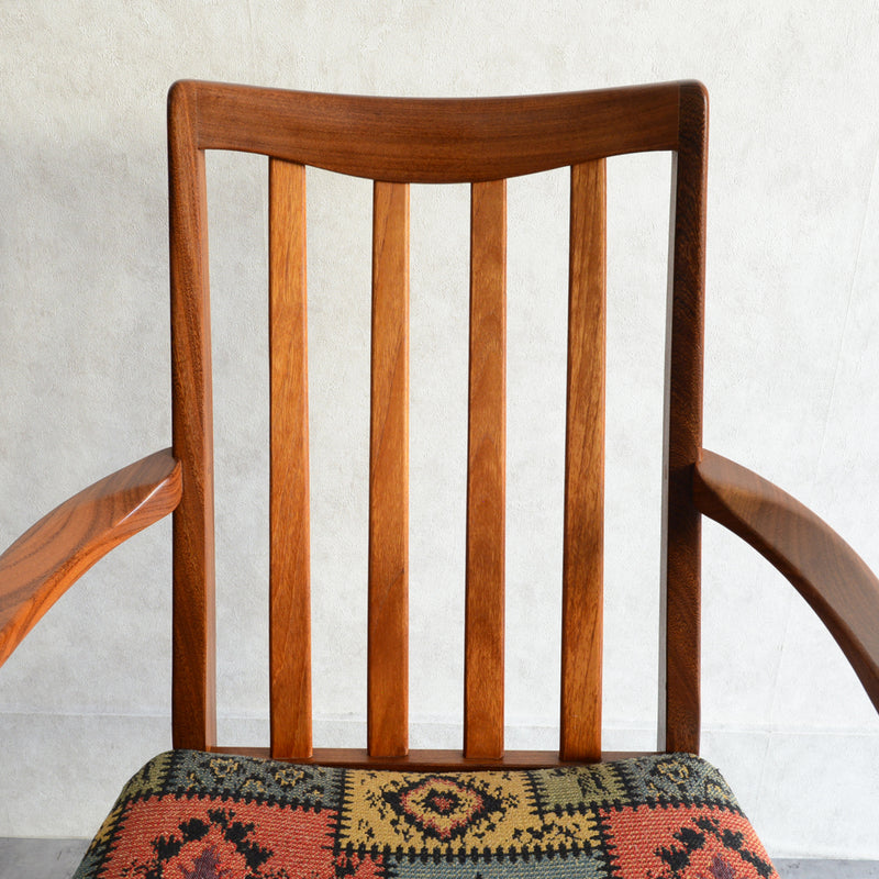 G-PLAN ジープラン　ハイバックアームチェア(柄張地）