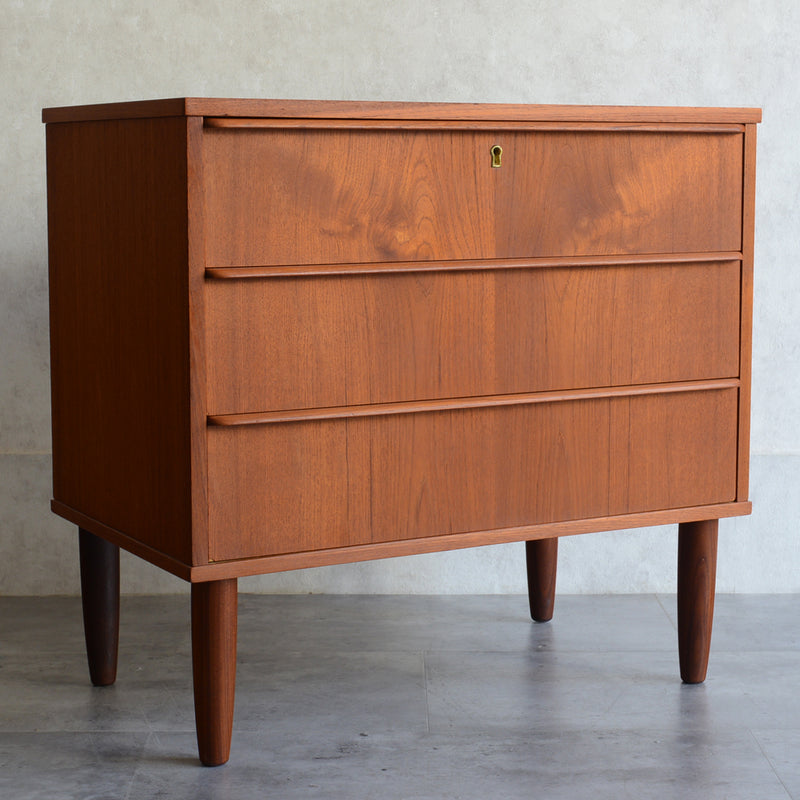 デンマークヴィンテージ　チーク3段チェスト　6-5