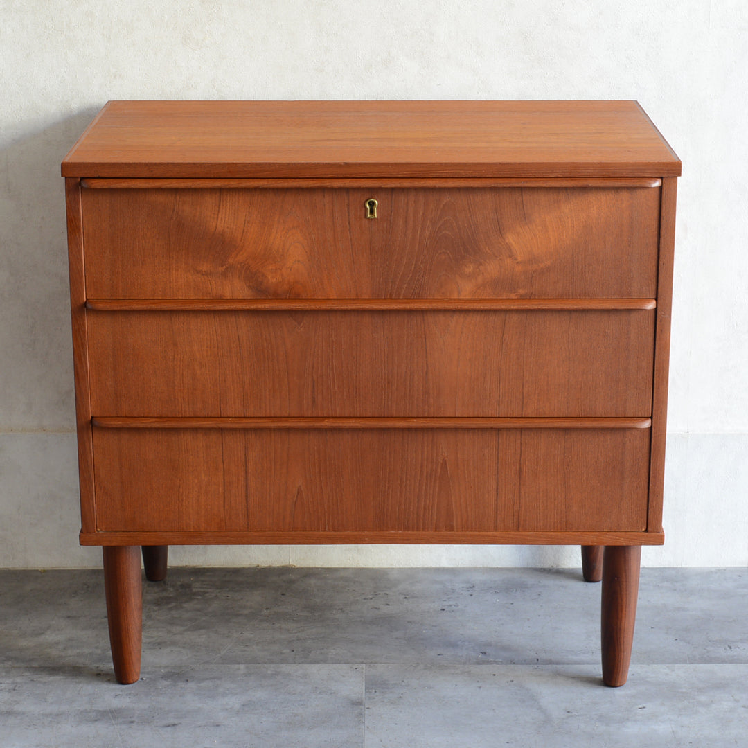 デンマークヴィンテージ　チーク3段チェスト　6-5