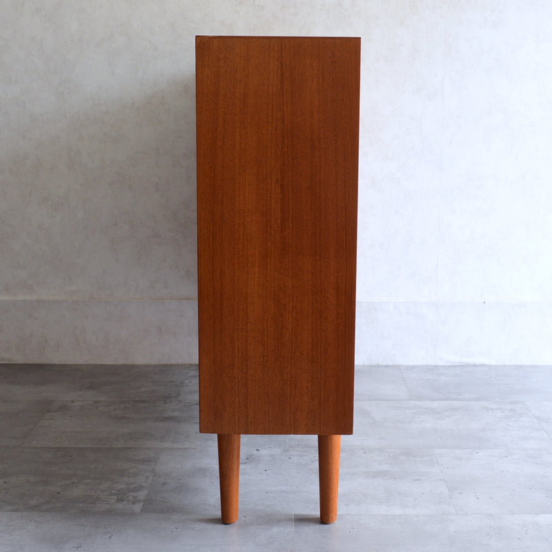 デンマーク ヴィンテージ　扉付きブックシェルフ（ウッドオイル仕上）