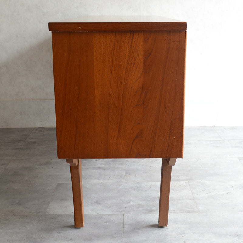 Jentique ジェンティーク サイドボード02(天板剝離再塗装済）