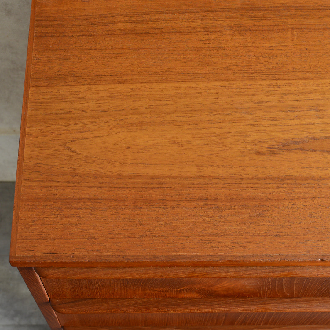 デンマークヴィンテージ　チーク3段チェスト　6-5