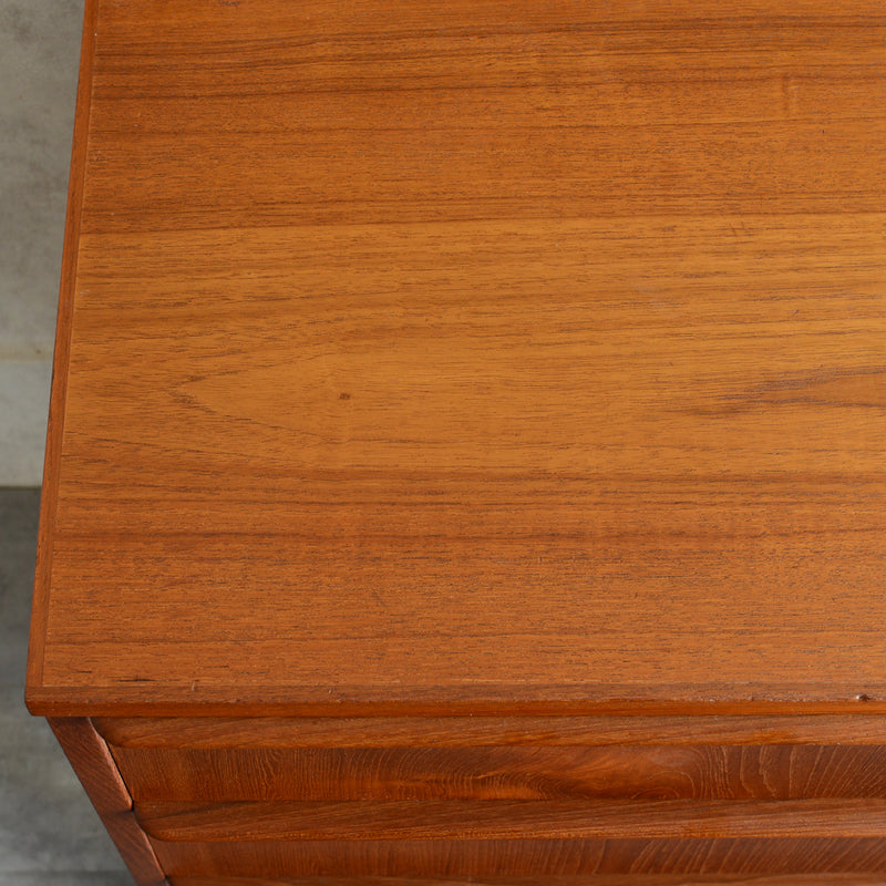 デンマークヴィンテージ　チーク3段チェスト　6-5