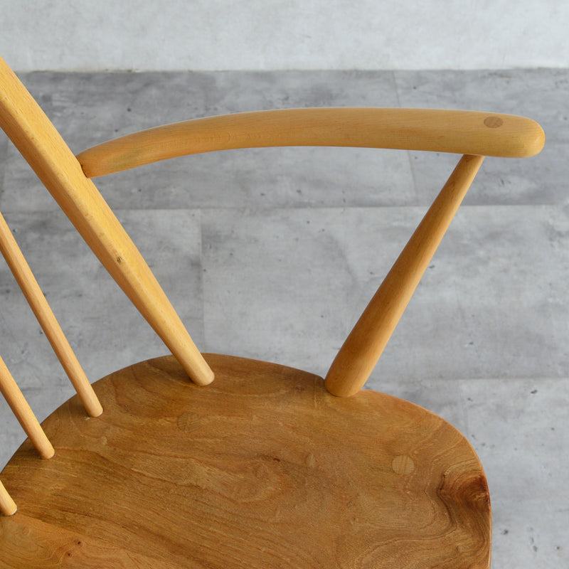 ERCOL アーコール　アーム付クエーカーチェア 10
