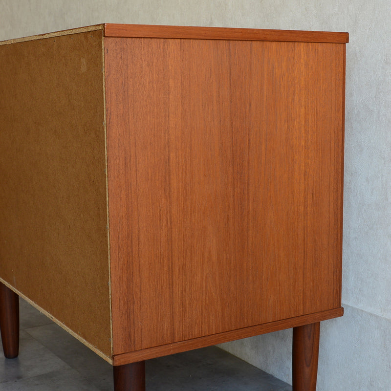 デンマークヴィンテージ　チーク3段チェスト　6-5