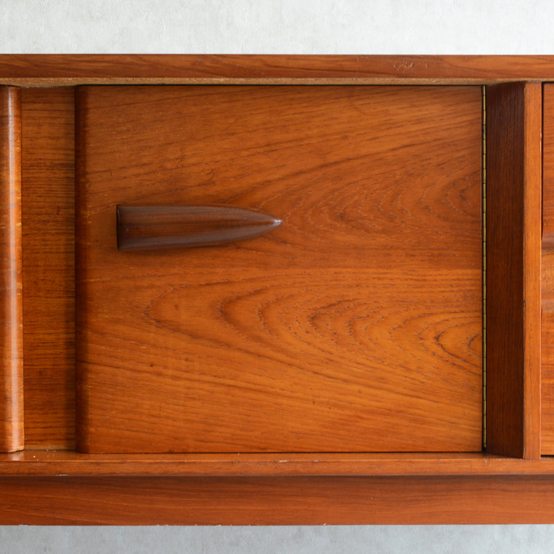 Jentique ジェンティーク サイドボード02(天板剝離再塗装済）