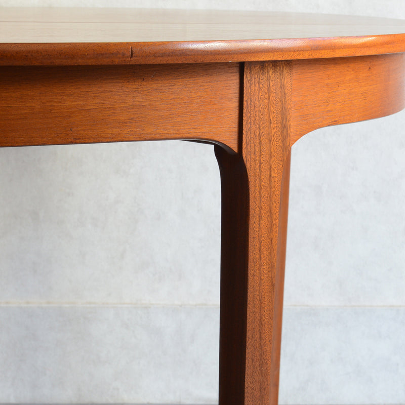 Nathan ネイサン　エクステンション ラウンド ダイニングテーブル05