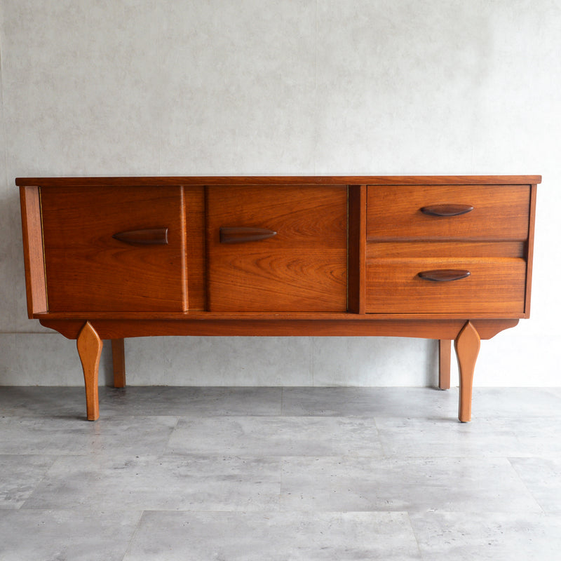 Jentique ジェンティーク サイドボード02(天板剝離再塗装済）