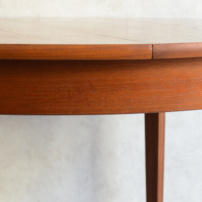 Nathan ネイサン　エクステンション ラウンド ダイニングテーブル05