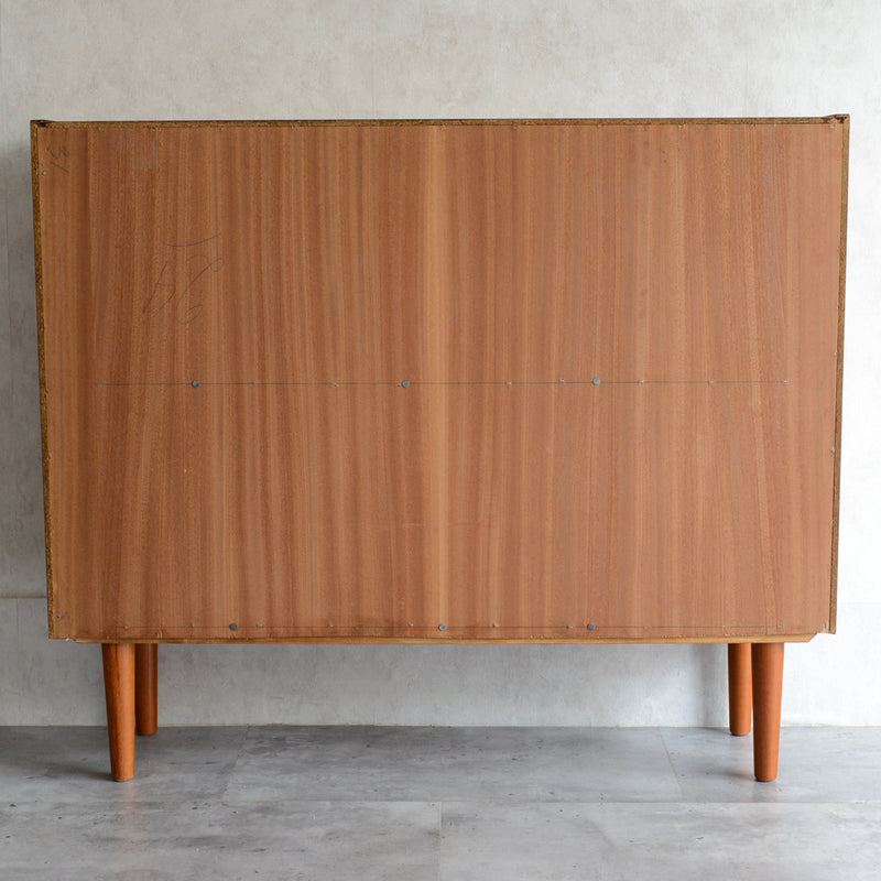 デンマーク ヴィンテージ　扉付きブックシェルフ（ウッドオイル仕上）