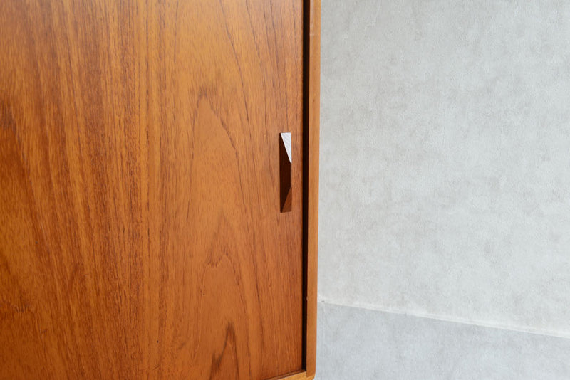 ガラス&チーク　ナローキャビネット005