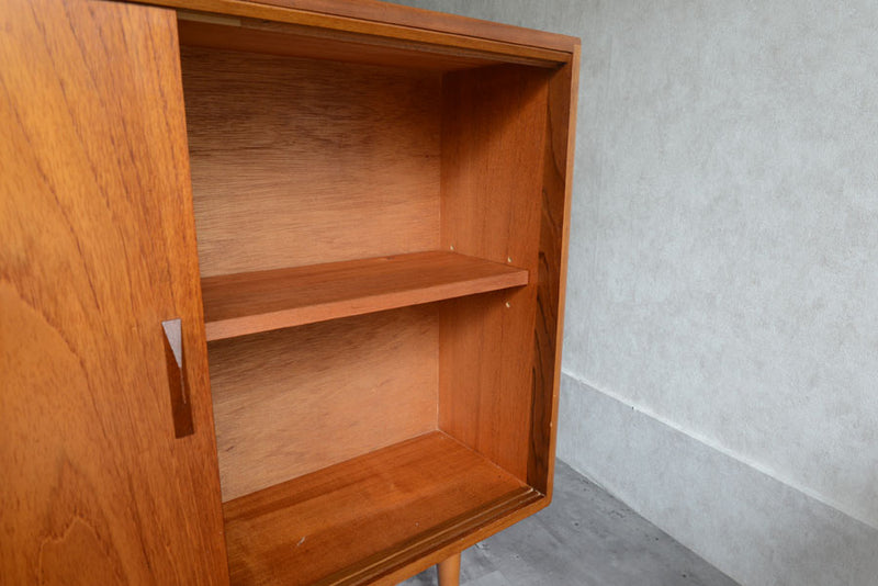 ガラス&チーク　ナローキャビネット005