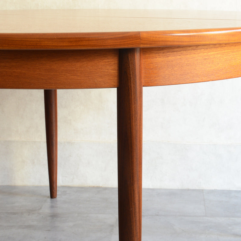 G-PLAN ジープラン　エクステンション ラウンドテーブル73 （天板剥離再塗装済）