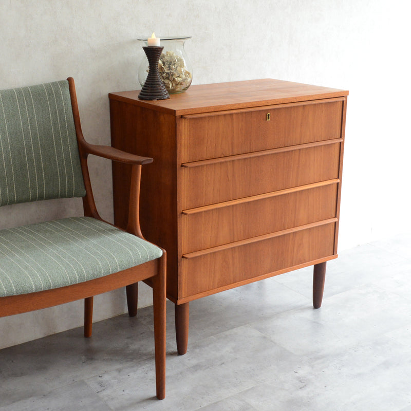 デンマークヴィンテージ  チークチェスト6-3(4段）鍵付 (ウッドオイル仕上）