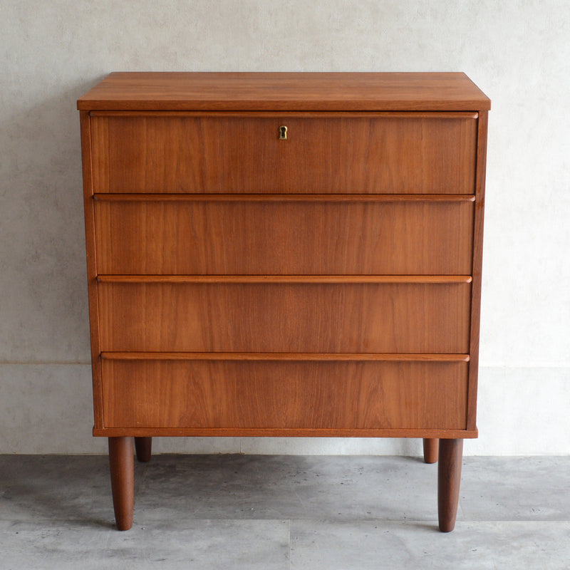 デンマークヴィンテージ  チークチェスト6-3(4段）鍵付 (ウッドオイル仕上）