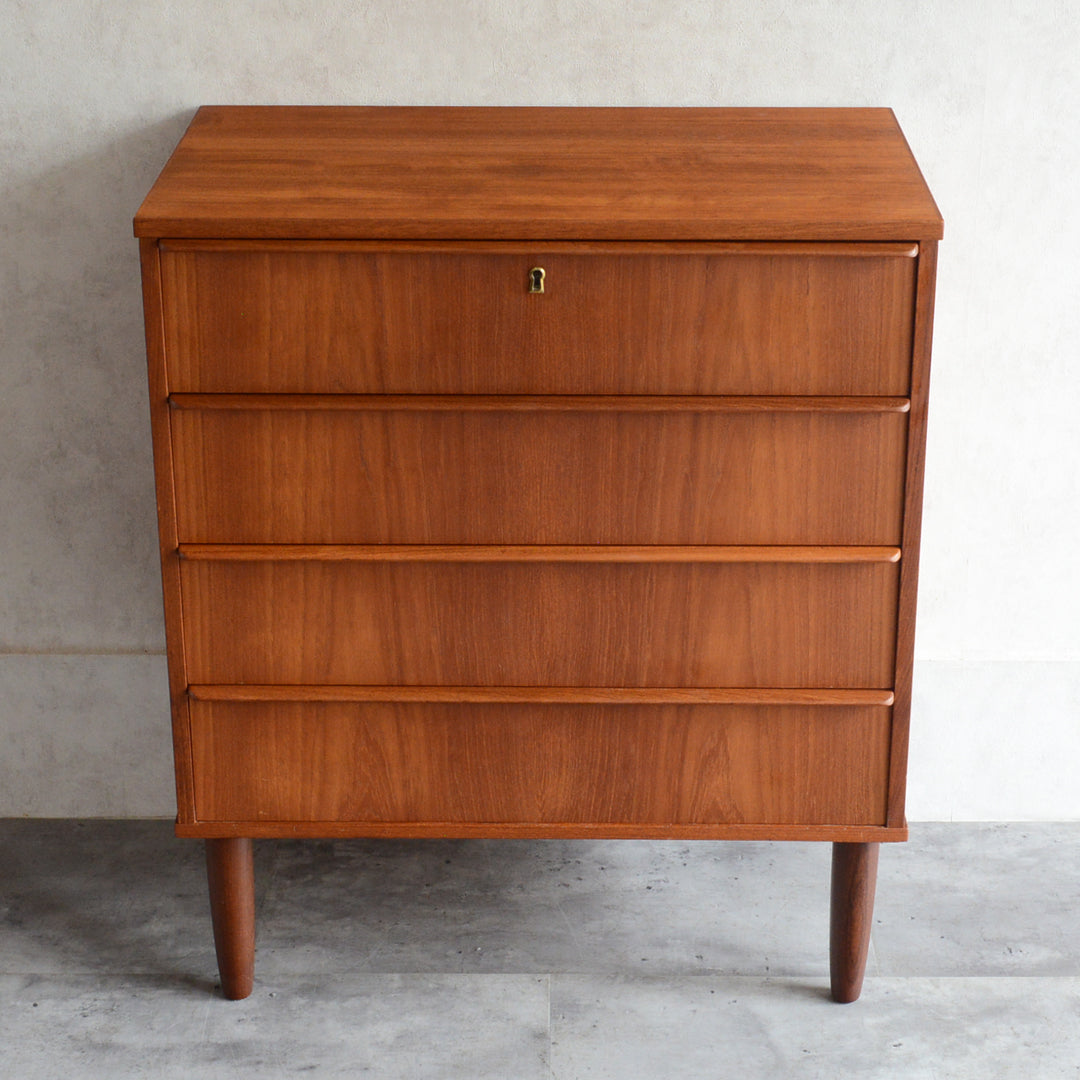 デンマークヴィンテージ  チークチェスト6-3(4段）鍵付 (ウッドオイル仕上）