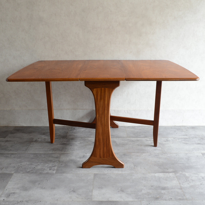 G-PLANジープラン　ゲートレッグ　エクステンションダイニングテーブル04