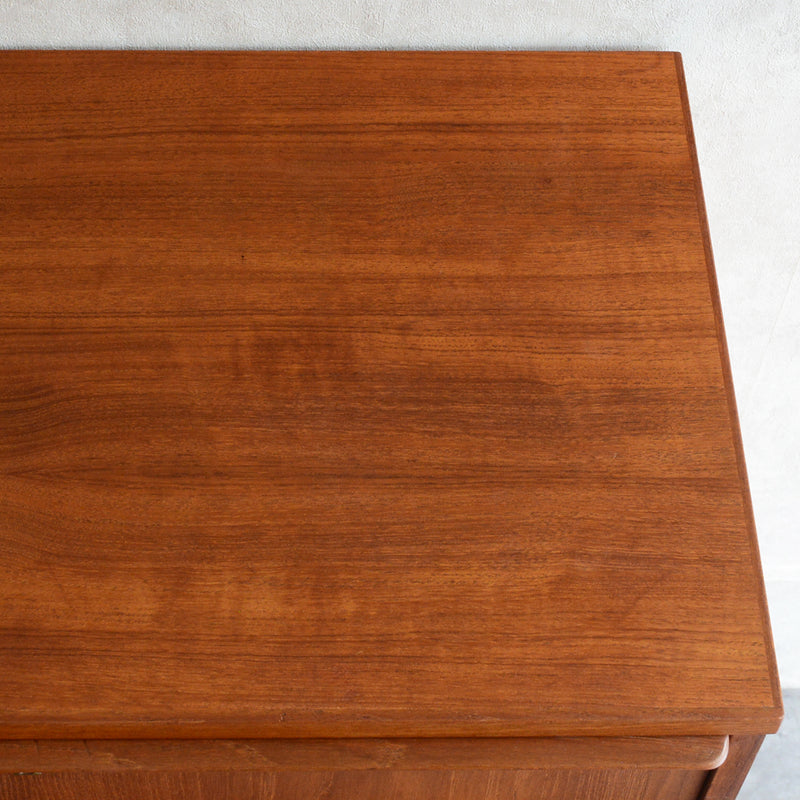 デンマークヴィンテージ  チークチェスト6-3(4段）鍵付 (ウッドオイル仕上）