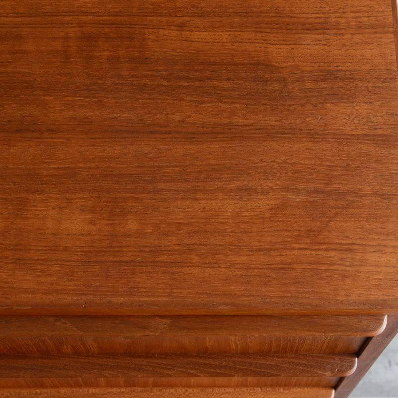 デンマークヴィンテージ  チークチェスト6-3(4段）鍵付 (ウッドオイル仕上）