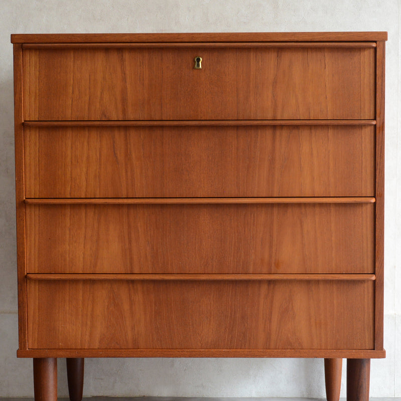 デンマークヴィンテージ  チークチェスト6-3(4段）鍵付 (ウッドオイル仕上）