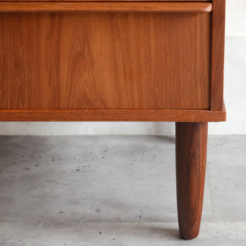 デンマークヴィンテージ  チークチェスト6-3(4段）鍵付 (ウッドオイル仕上）