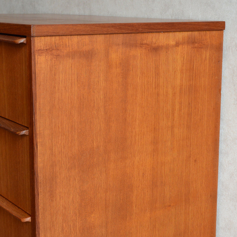 デンマークヴィンテージ  チークチェスト6-3(4段）鍵付 (ウッドオイル仕上）