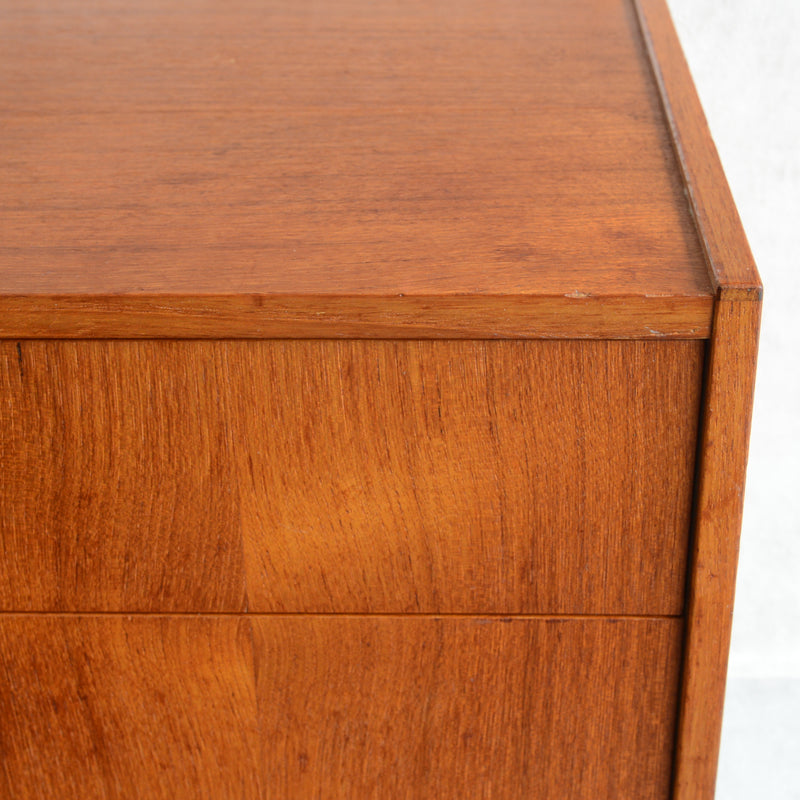 スウェーデンヴィンテージ　2段チェスト4-07