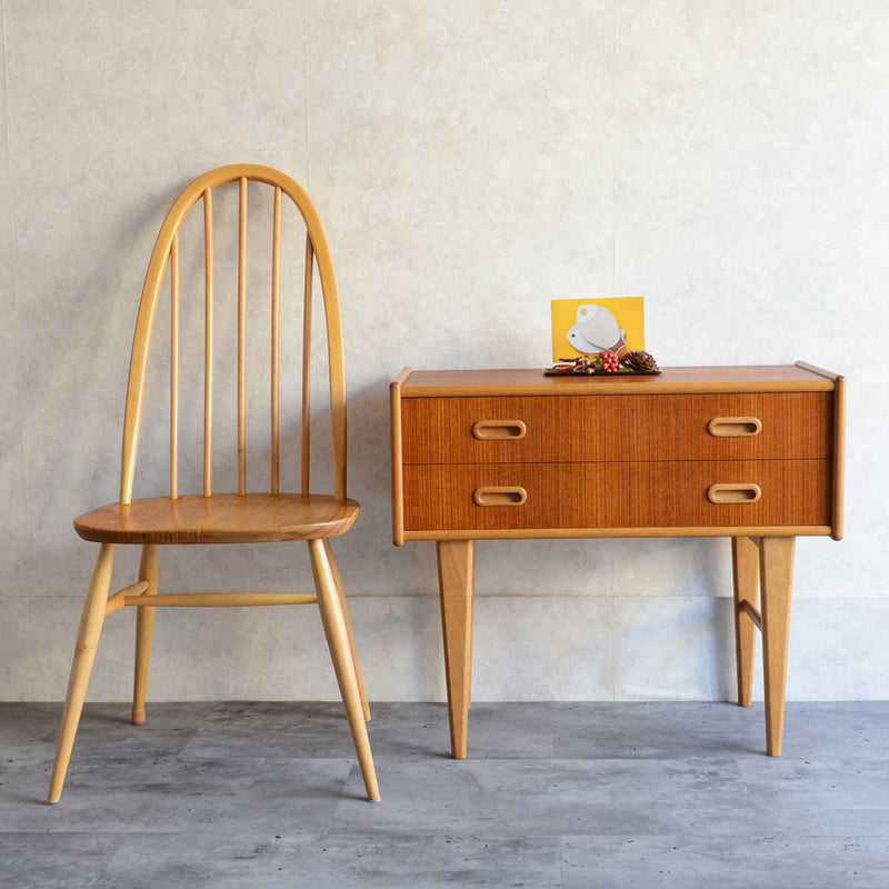 スウェーデンヴィンテージ　2段チェスト4-02