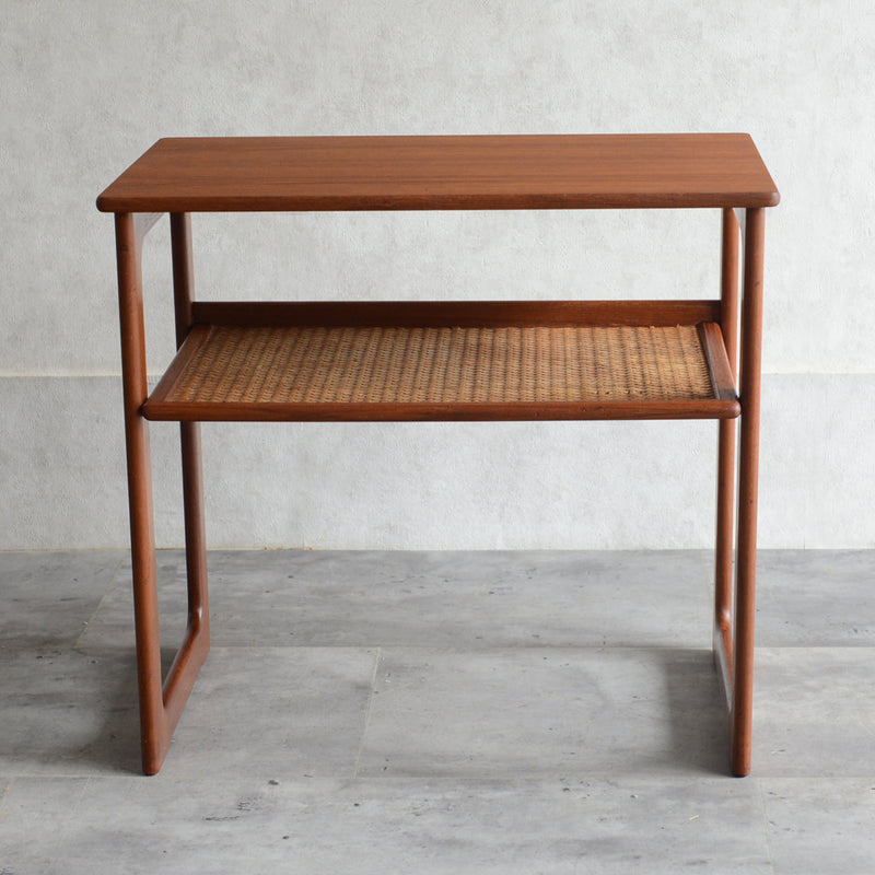 デンマーク ラタン棚付 サイドテーブル 5-2（ウッドオイル仕上）