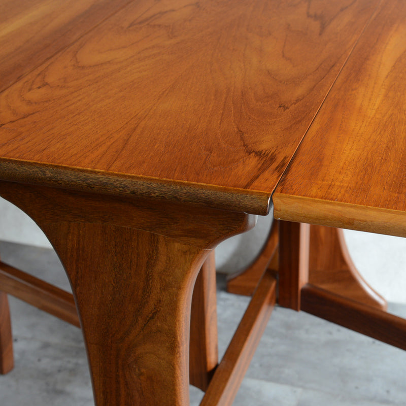 G-PLANジープラン　ゲートレッグ　エクステンションダイニングテーブル04