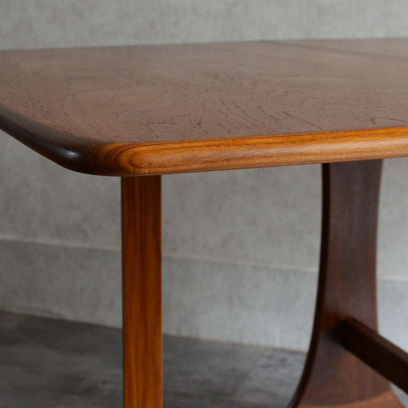 G-PLANジープラン　ゲートレッグ　エクステンションダイニングテーブル04