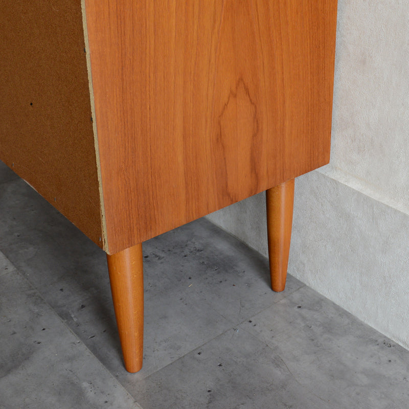 スウェーデン ヴィンテージ 3段 チェスト 4-08