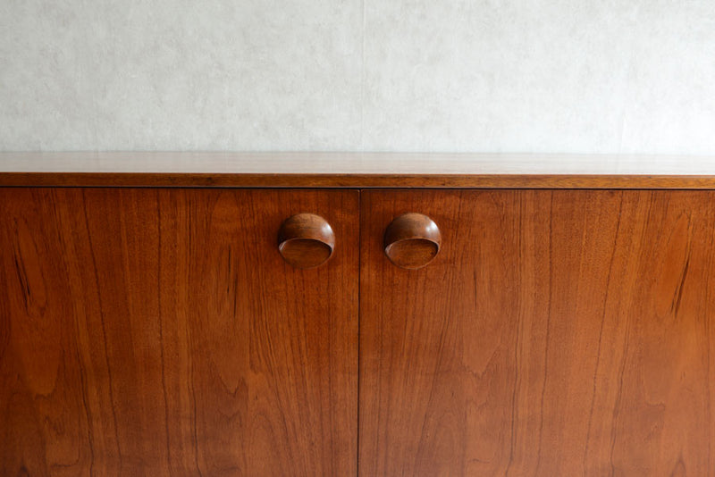 McINTOSH マッキントッシュ　サイドボード　001