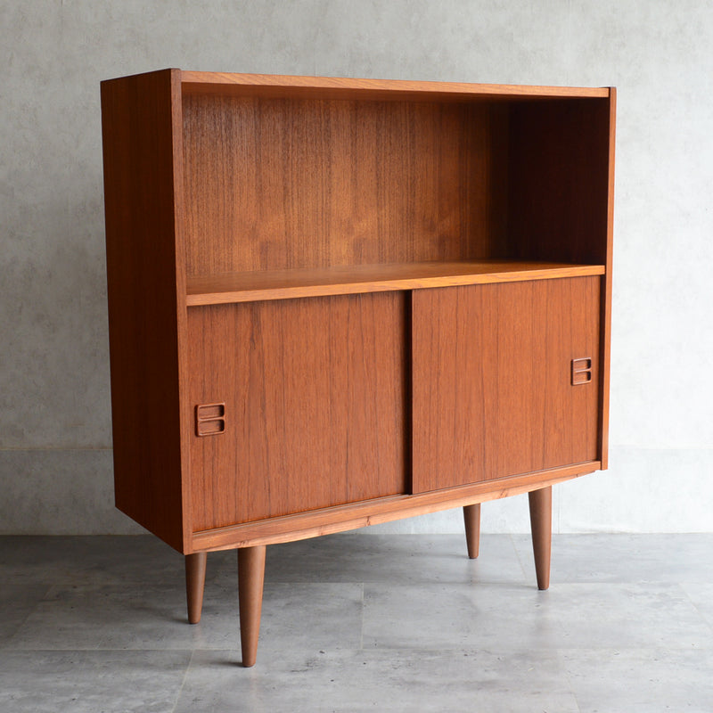 デンマーク ヴィンテージシェルフ 5-6 木扉付(ウッドオイル仕上げ）