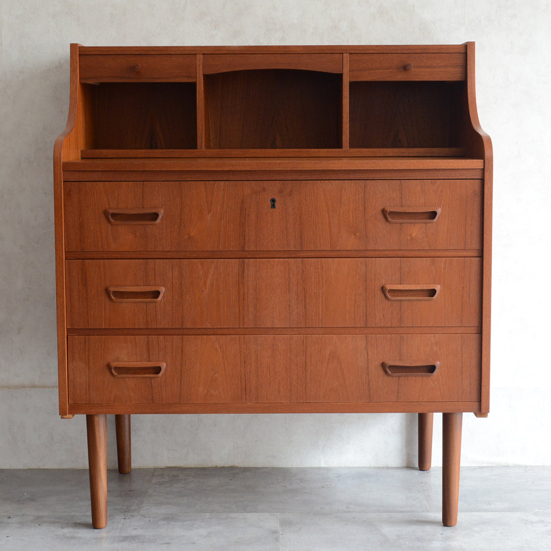 A様見学予約商品デンマークヴィンテージ　チークビューロー3-32(ミラー付き)