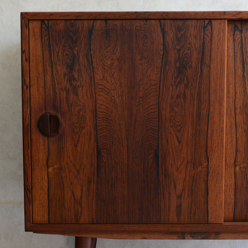 デンマーク ヴィンテージ　ローズウッド キャビネット