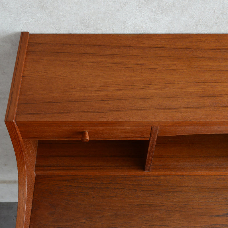 A様見学予約商品デンマークヴィンテージ　チークビューロー3-32(ミラー付き)